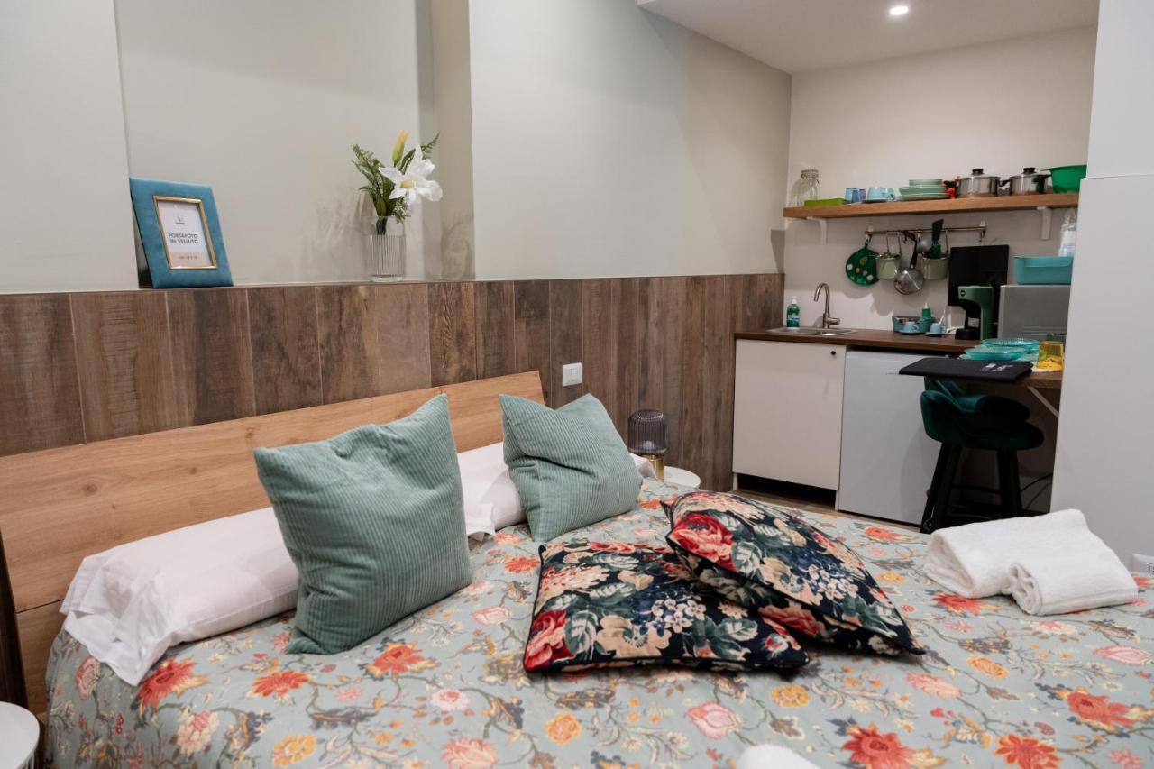 Palazzo Nicolaus Del Lungomare Bed & Breakfast Bari Ngoại thất bức ảnh
