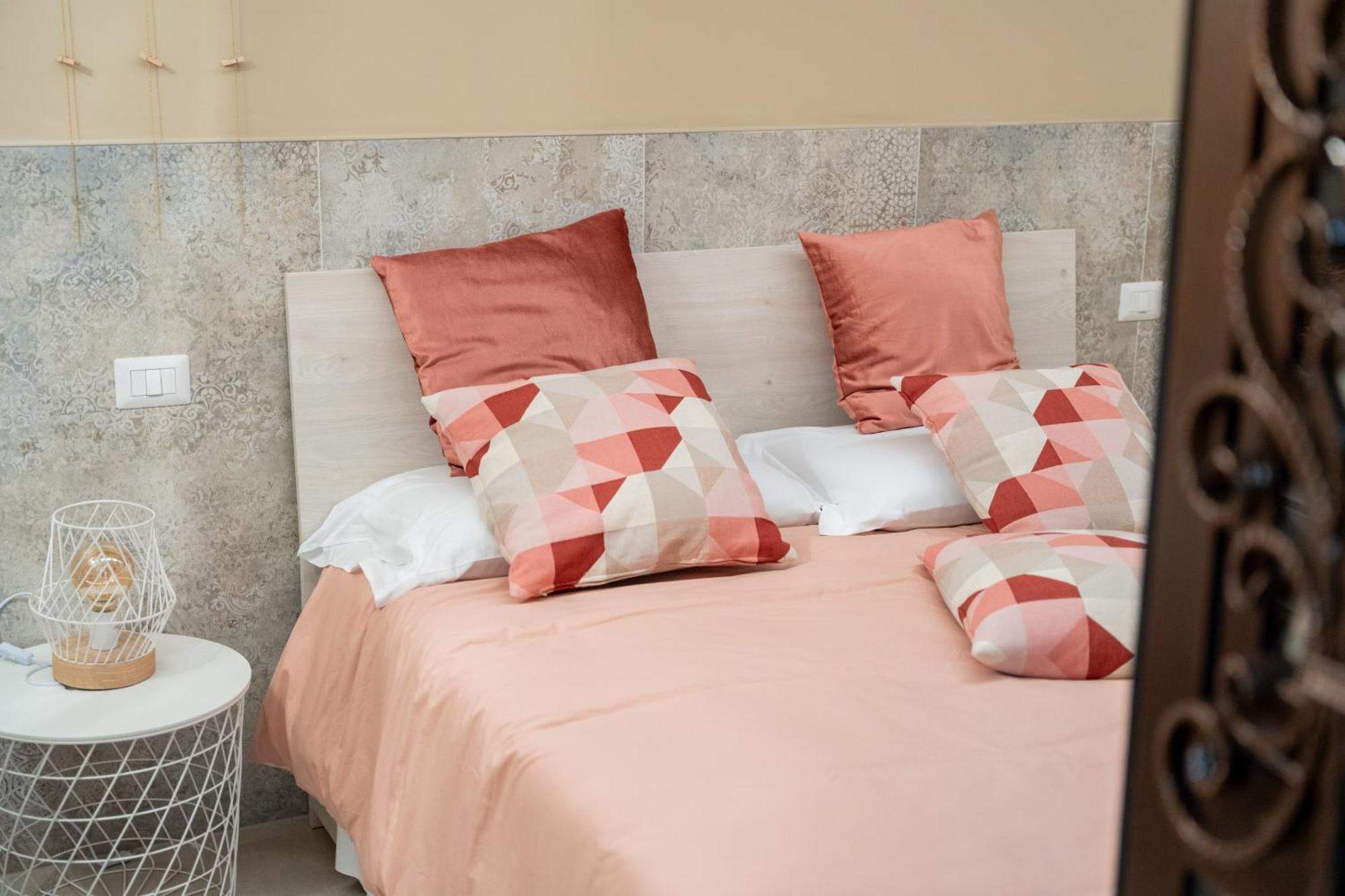 Palazzo Nicolaus Del Lungomare Bed & Breakfast Bari Ngoại thất bức ảnh