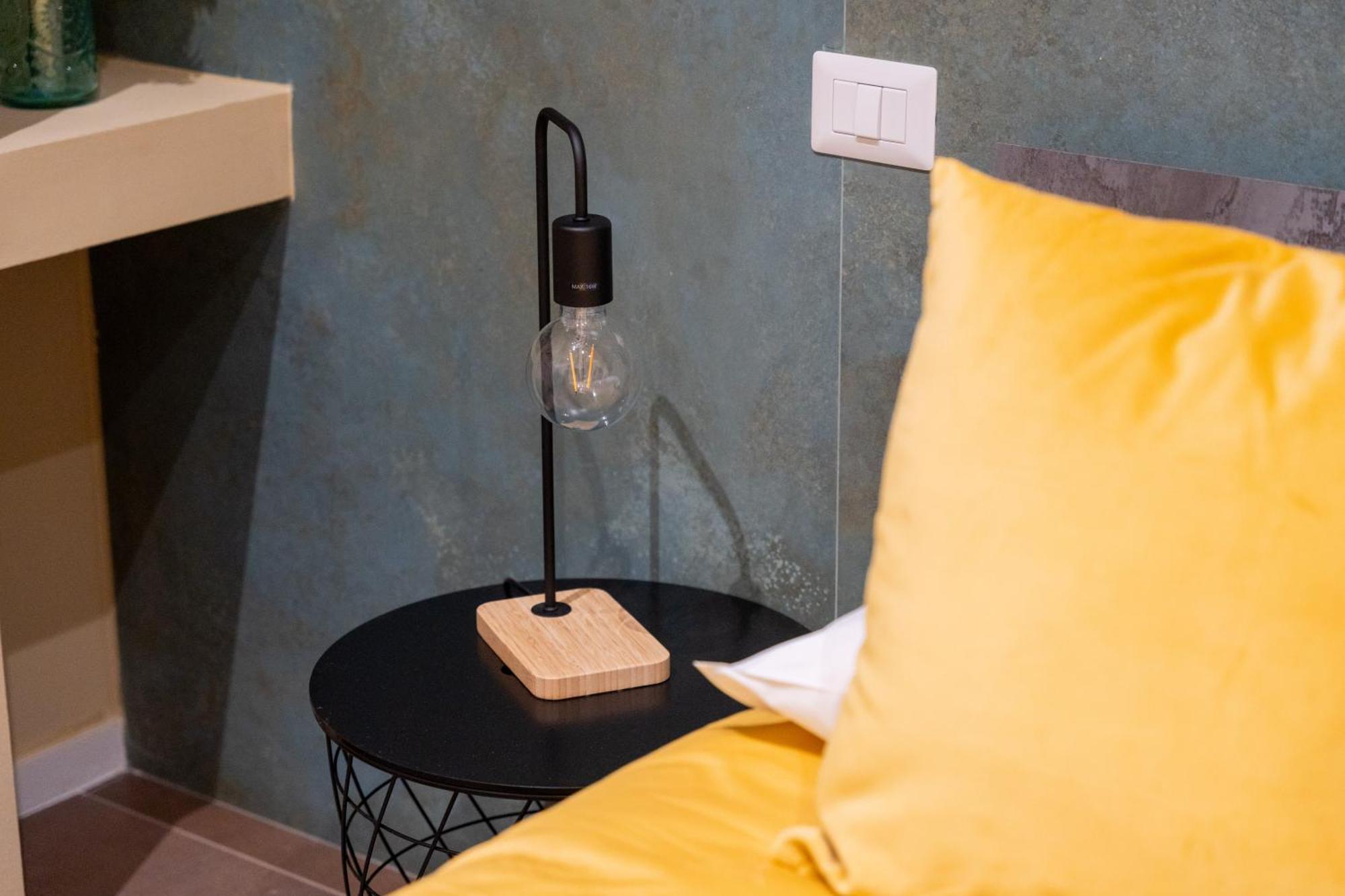 Palazzo Nicolaus Del Lungomare Bed & Breakfast Bari Ngoại thất bức ảnh