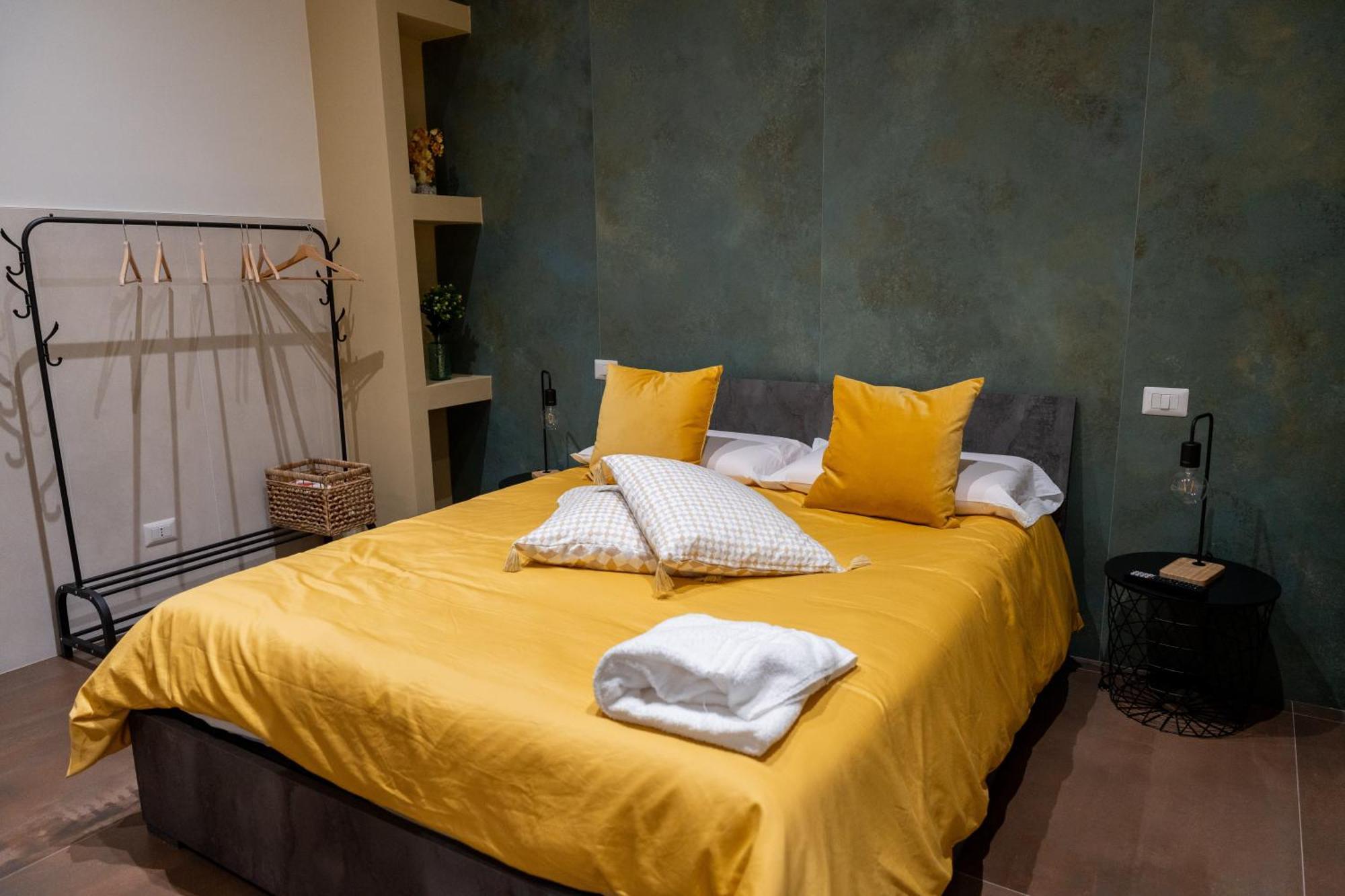 Palazzo Nicolaus Del Lungomare Bed & Breakfast Bari Ngoại thất bức ảnh